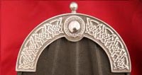 no.2 celtic design cantle with embossed centrepiece